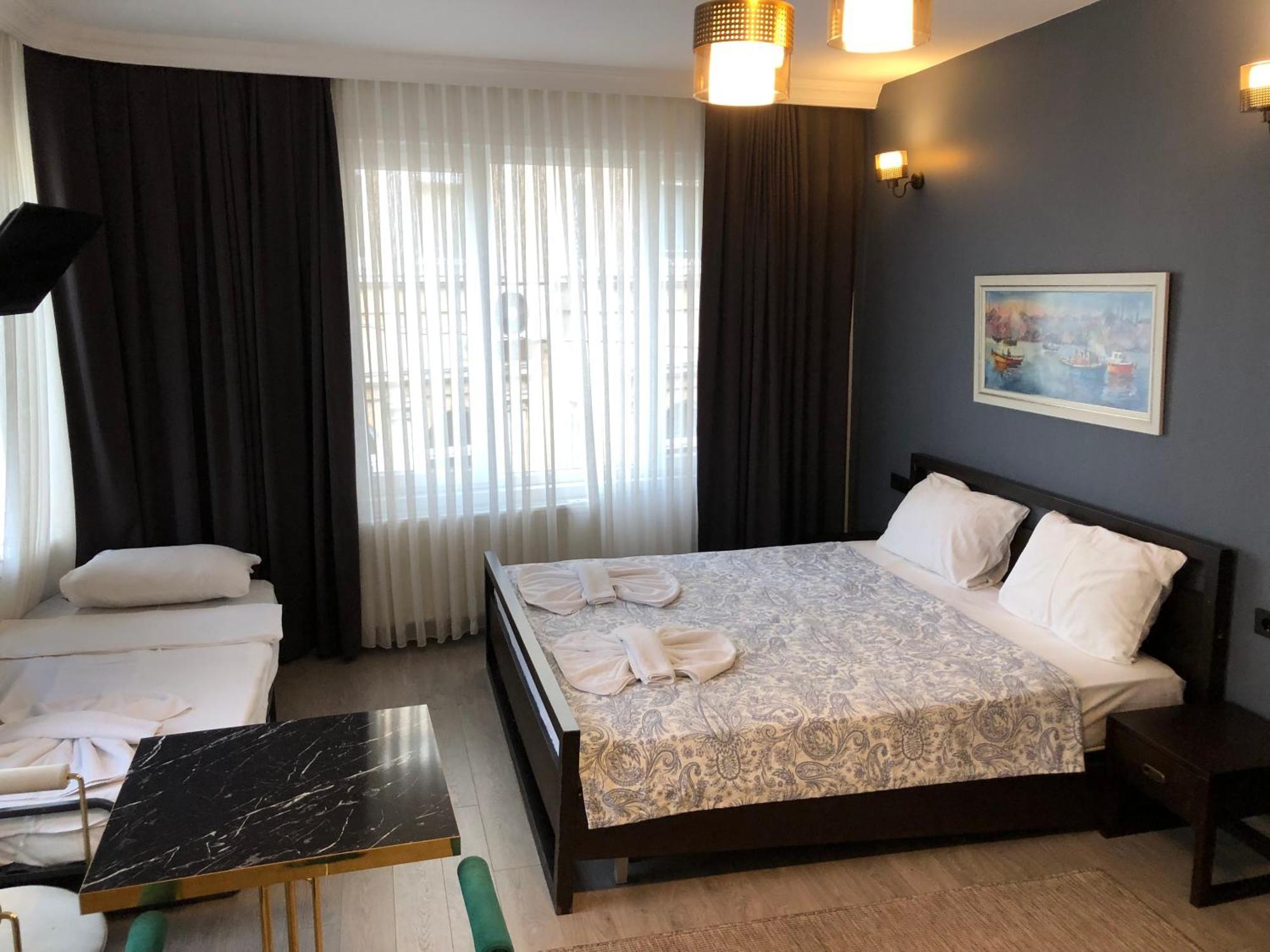 Galata Hotel Istanboel
