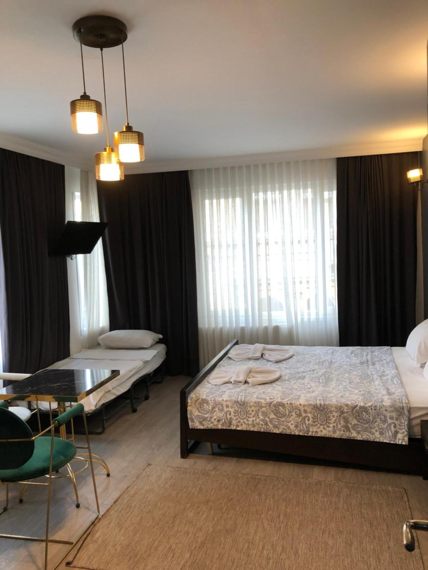 Galata Hotel Istanboel